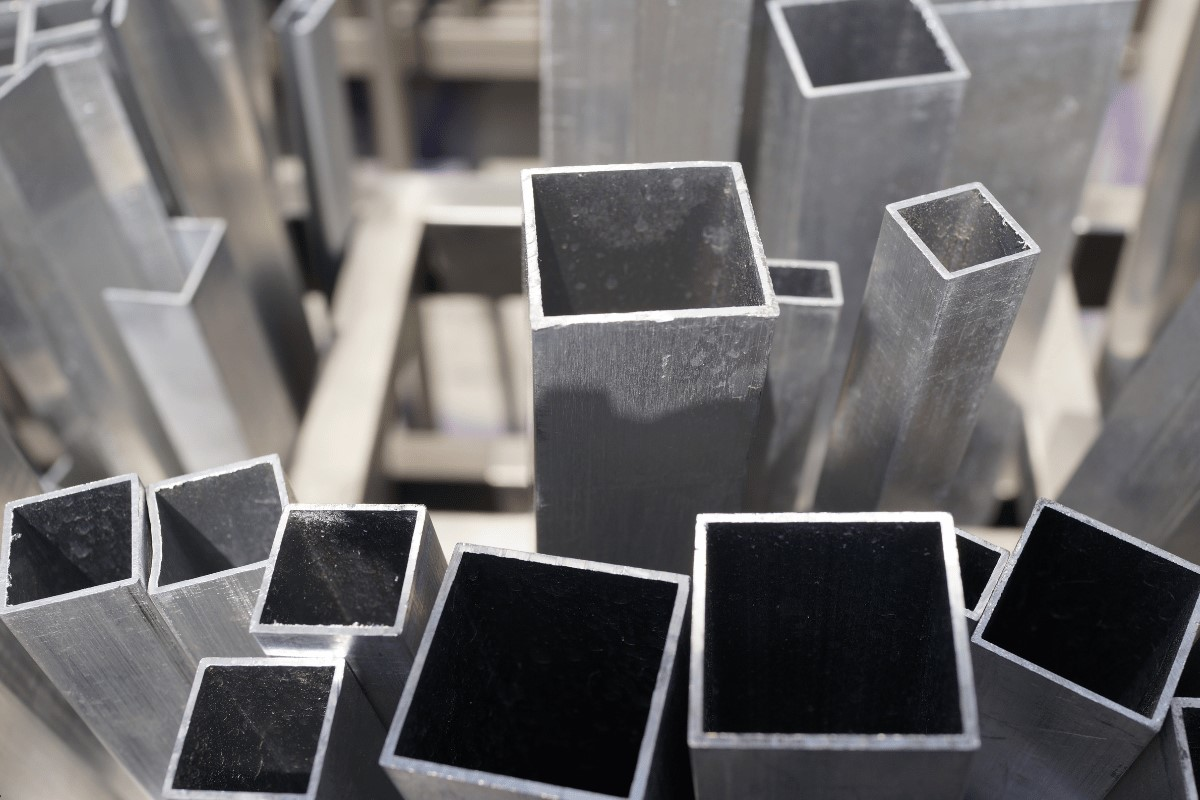 steel trading dubai